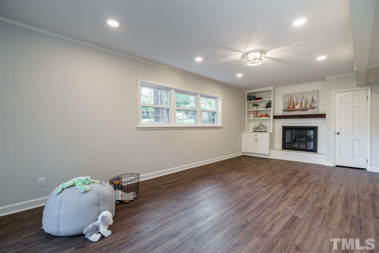 126 Crestview Road Raleigh, NC 27609 - Photo 25 of 30