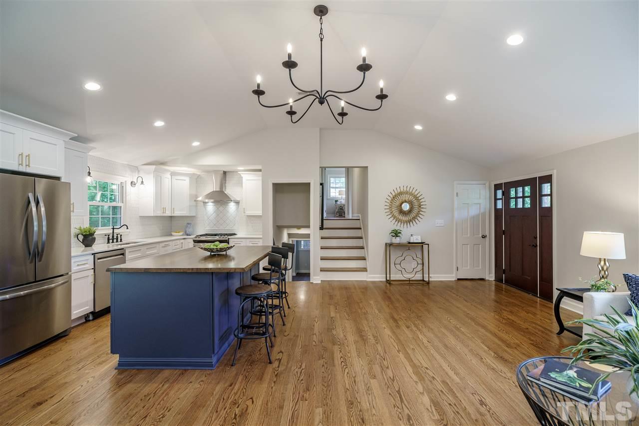 126 Crestview Road Raleigh, NC 27609 - Photo 9 of 30