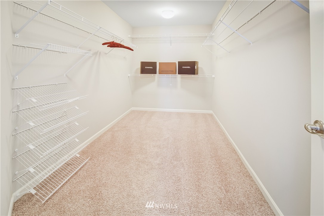 5607 Northeast 9th Street Renton, WA 98059 - Photo 17 of 25