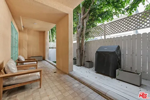 a view of outdoor space