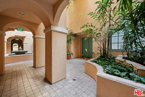 $2,150,000 | 11500 San Vicente Boulevard, Unit 216, Los Angeles, CA 90049