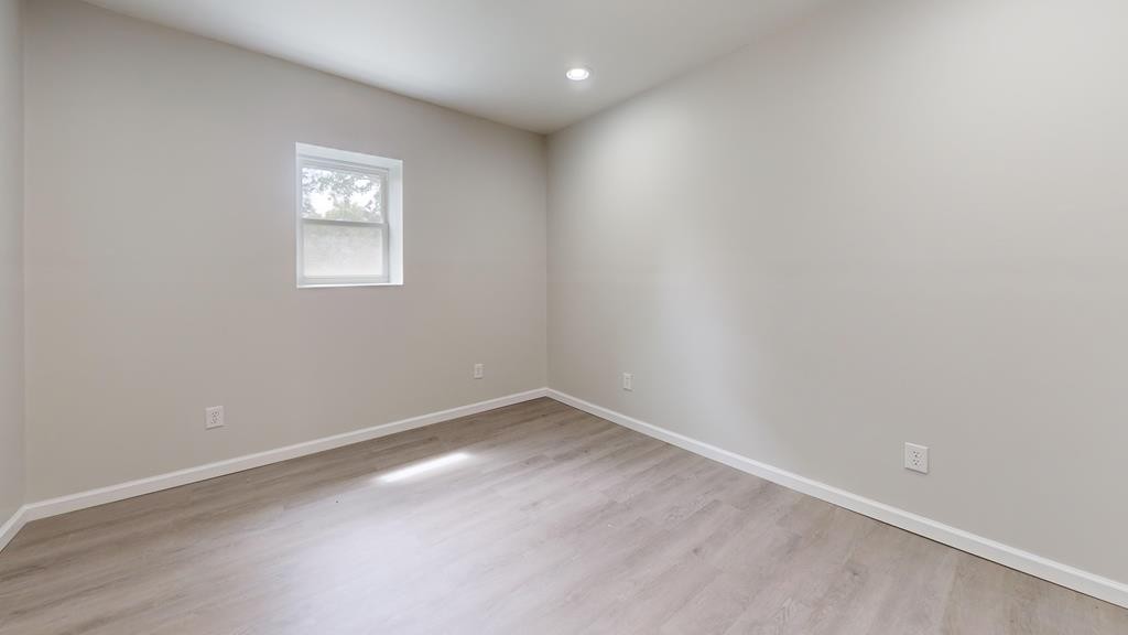 3766 Old Bridge Road Cookeville, TN 38506 - Photo 43 of 88 an empty room with a window