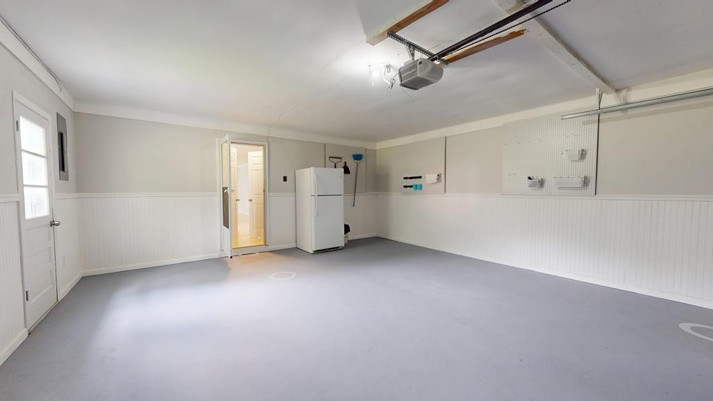 3766 Old Bridge Road Cookeville, TN 38506 - Photo 46 of 88 an empty room with closet and windows