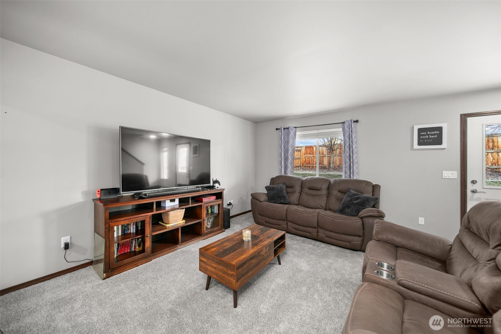 420 South Kansas Loop East Wenatchee, WA 98802 - Photo 13 of 36