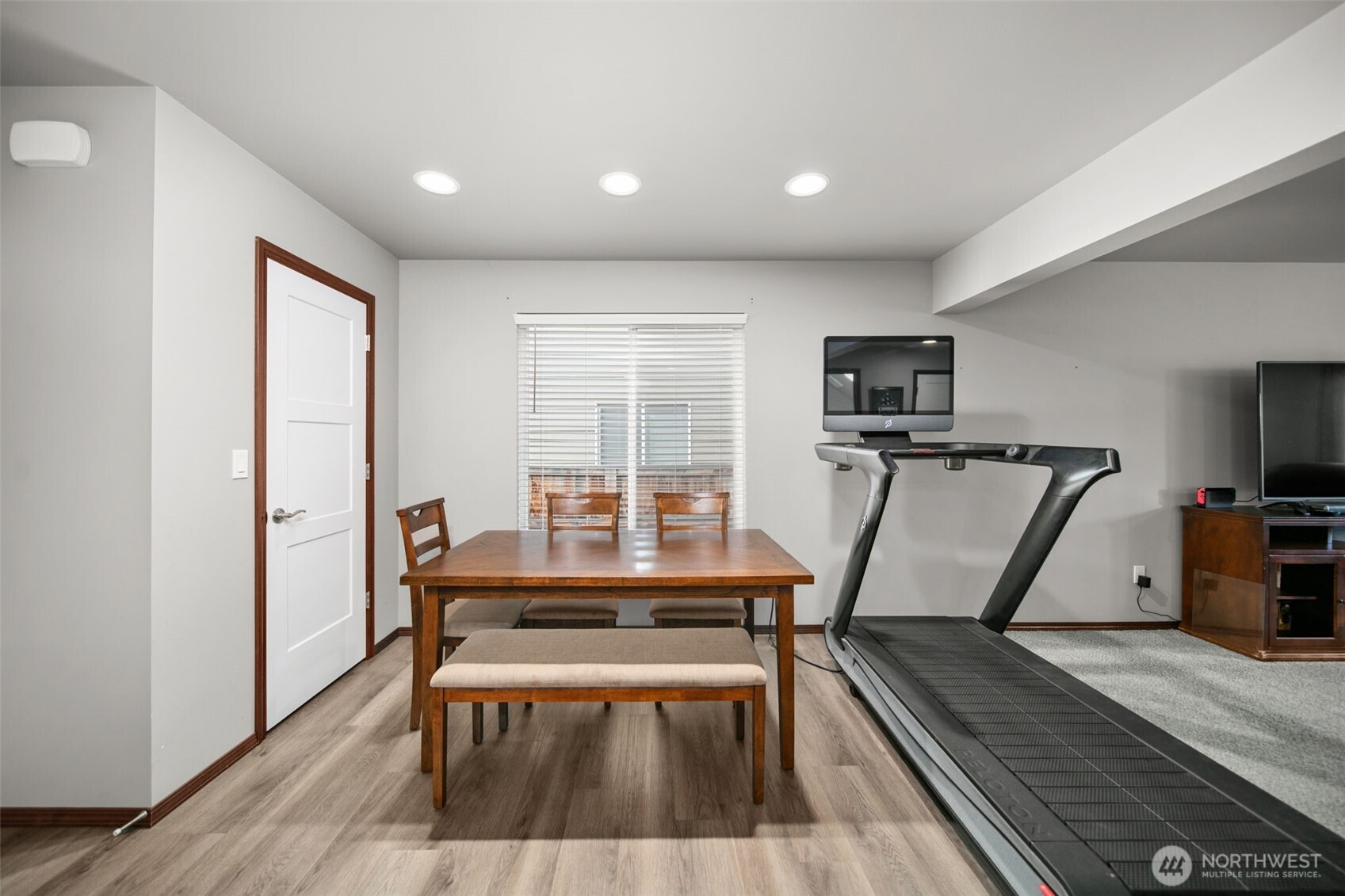 420 South Kansas Loop East Wenatchee, WA 98802 - Photo 10 of 36