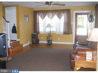422 Kent Road Springfield, PA 19064 - Photo 5 of 6