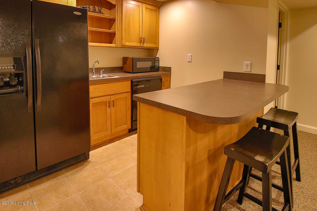 6022 Innes Trace Road Louisville, KY 40222 - Photo 34 of 75 Innes Trace