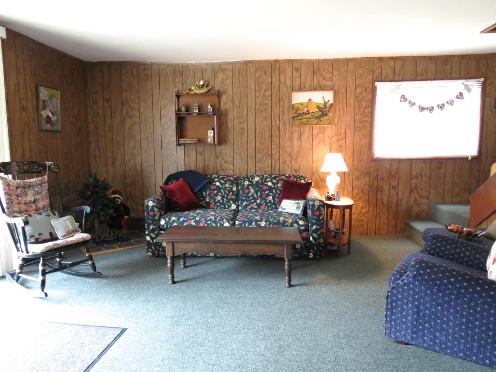 2691 Vermont Rte 100 Londonderry, VT 05155 - Photo 27 of 35 Gallery Image 27