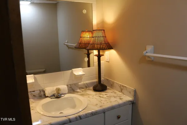 $219,000 | 2121 Hickory Springs Road, Unit 2121, Johnson City, TN 37604