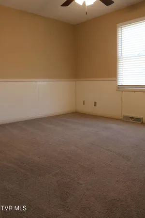 $219,000 | 2121 Hickory Springs Road, Unit 2121, Johnson City, TN 37604