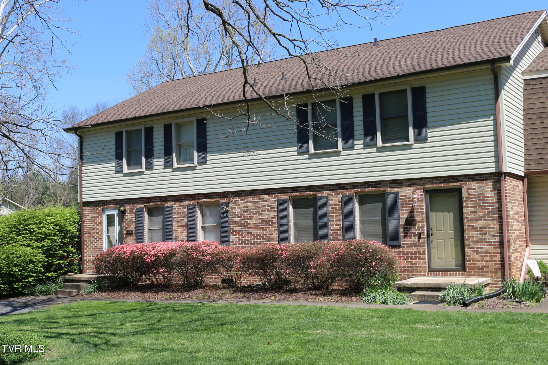 2121 Hickory Springs Road, Unit 2121 Johnson City, TN 37604 - Photo 2 of 51 Exterior