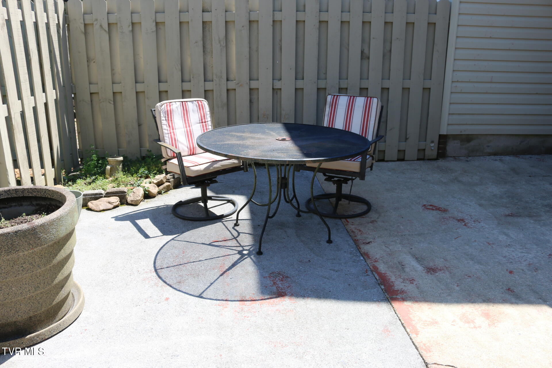 2121 Hickory Springs Road, Unit 2121 Johnson City, TN 37604 - Photo 41 of 51 Patio