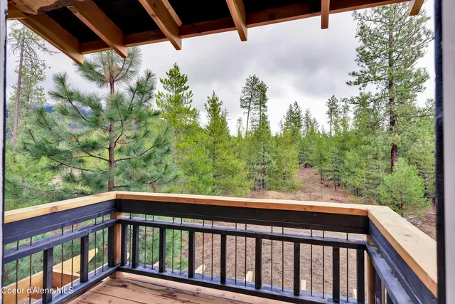 $815,000 | 81 Angelina Way, Oldtown, ID 83822