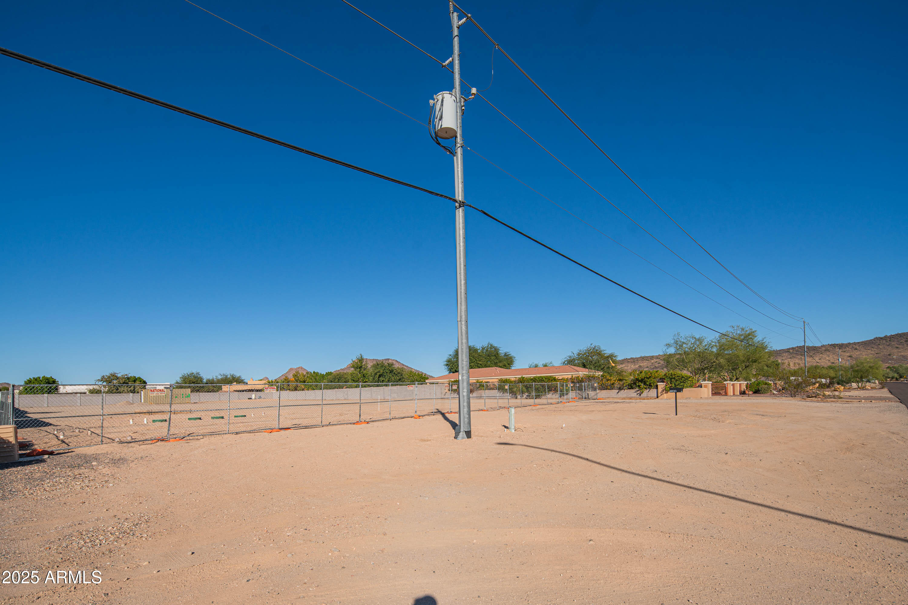 6900 West Pinnacle Peak Road Peoria, AZ 85383 - Photo 19 of 22 a view of a road from the terrace