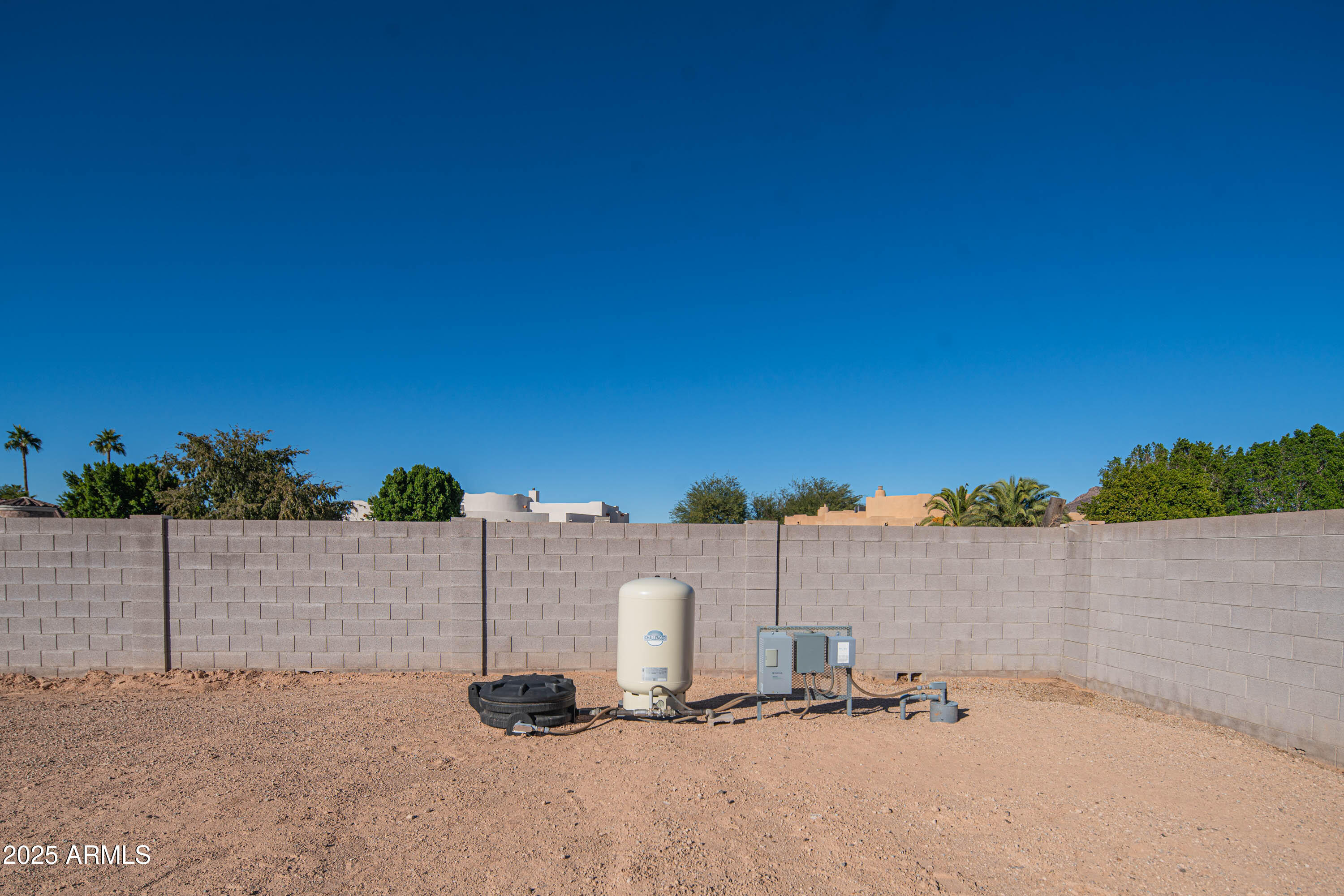6900 West Pinnacle Peak Road Peoria, AZ 85383 - Photo 3 of 22 a view of a terrace