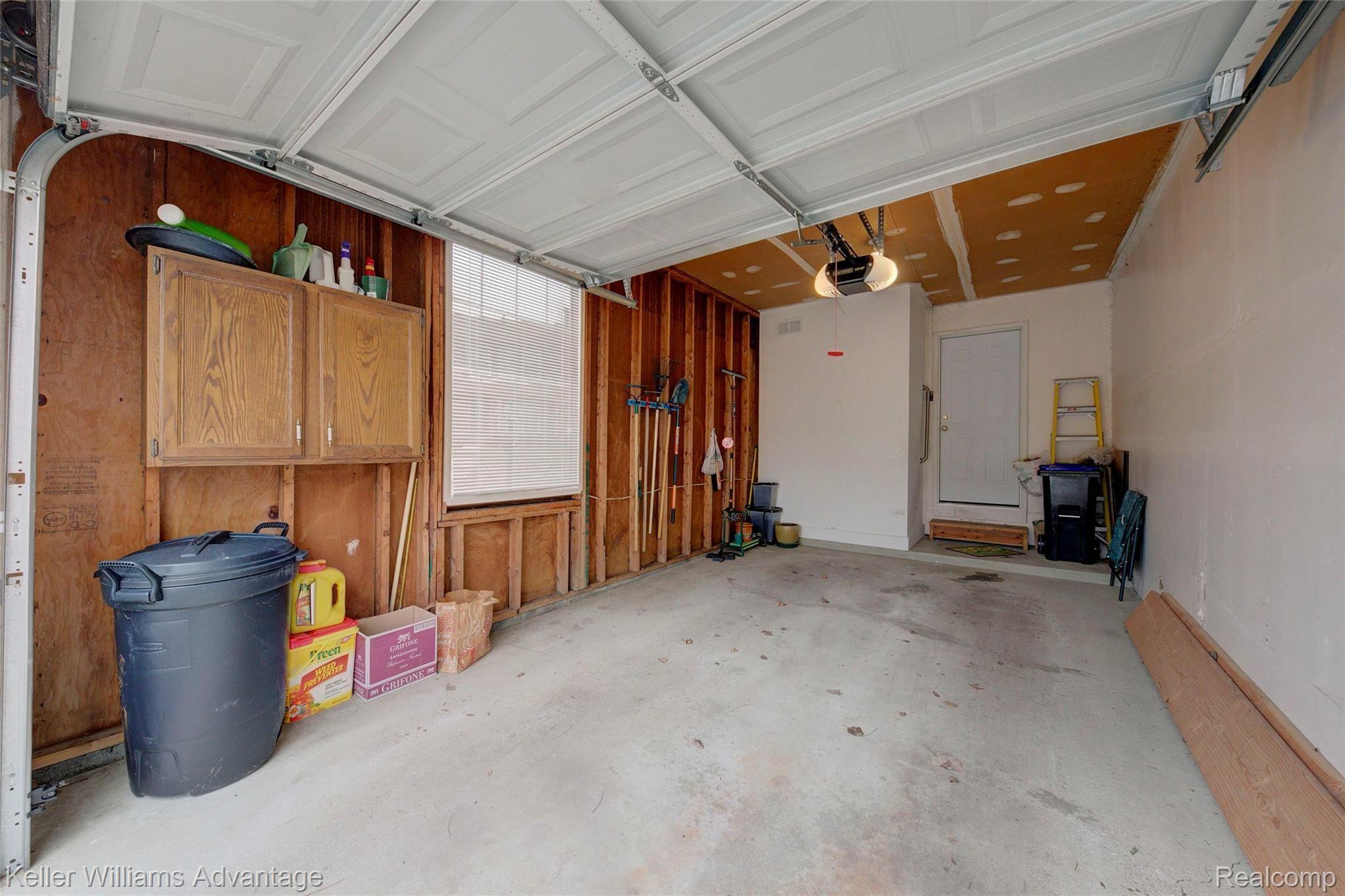 1274 Windmill Court, Unit 260 Rochester, MI 48306 - Photo 29 of 33 1274 29.jpg