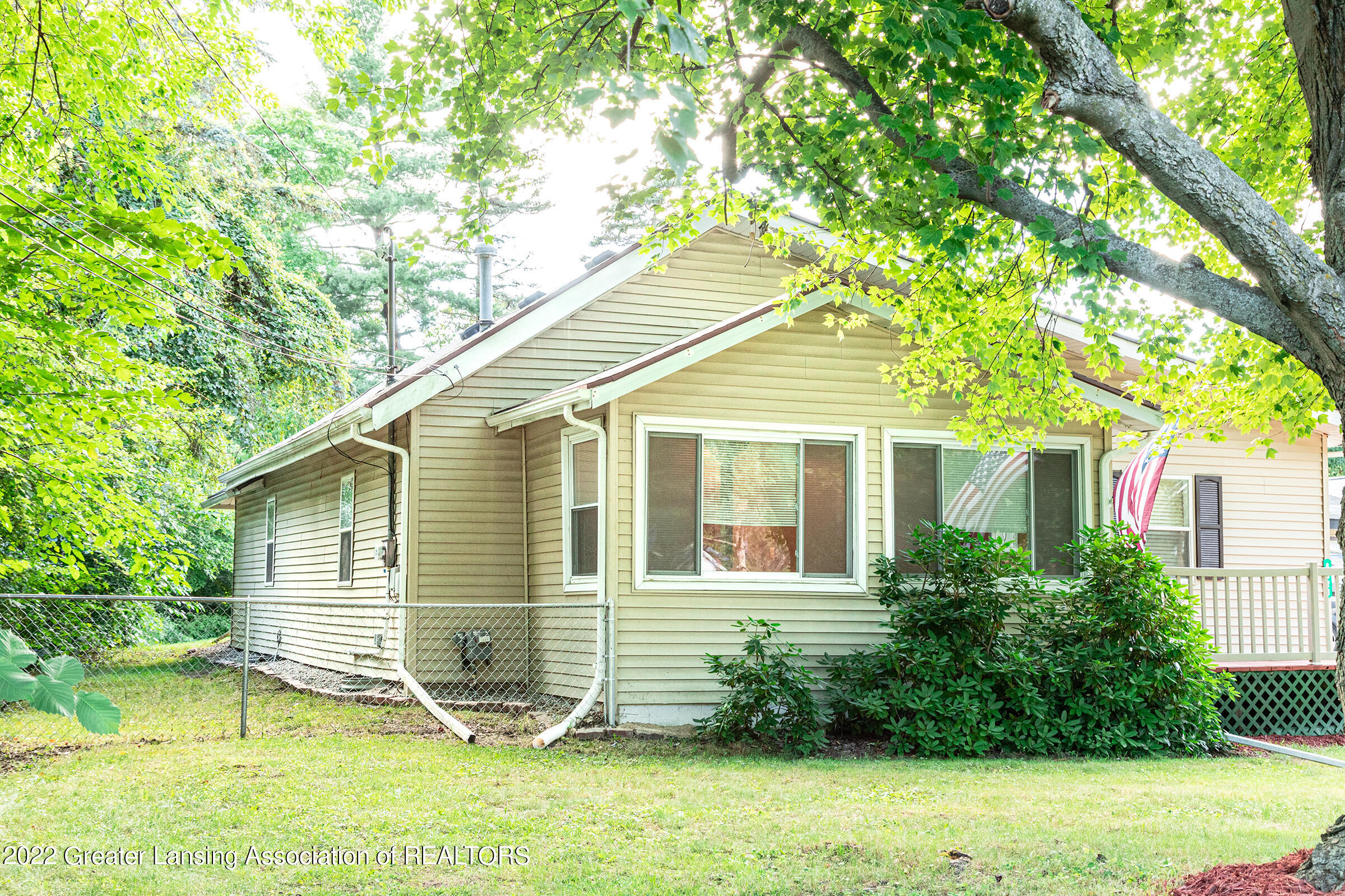 6328 Rosedale Road Lansing, MI 48911 - Photo 3 of 42 BDPH6742