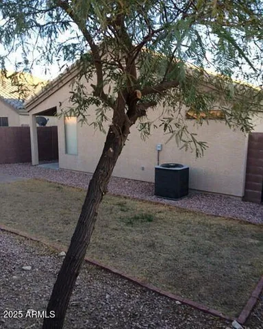 $1,800 | 23952 West Desert Bloom Street, Buckeye, AZ 85326