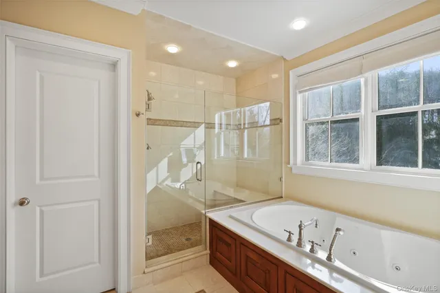 $2,500,000 | 7 Emerald Woods, Tarrytown, NY 10591