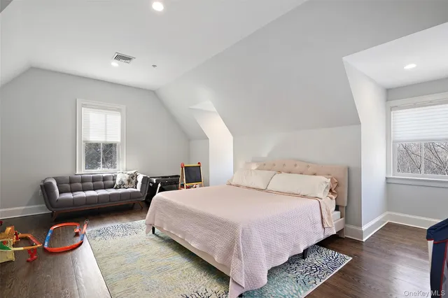 $2,500,000 | 7 Emerald Woods, Tarrytown, NY 10591