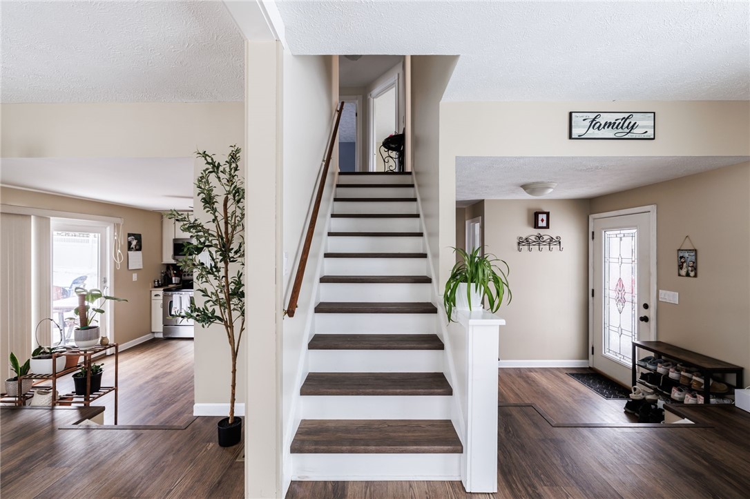 27 Parnell Drive Riga, NY 14428 - Photo 10 of 31