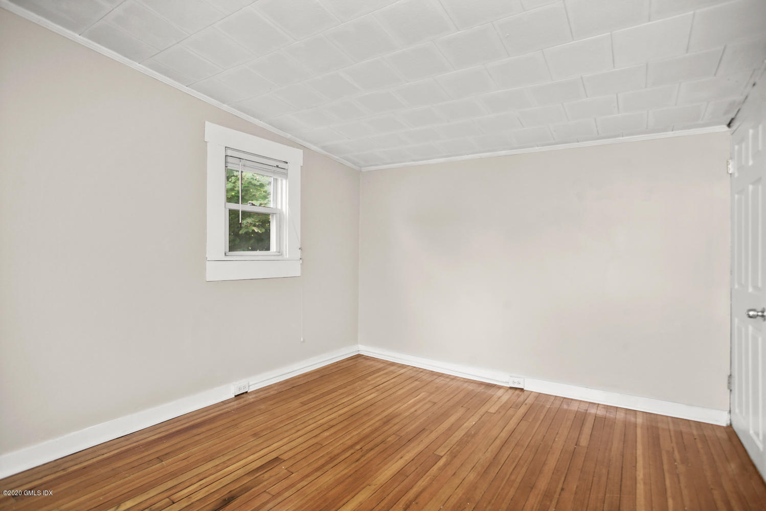 65 Old Field Point Road Greenwich, CT 06830 - Photo 25 of 43 65 Old Field Point Rd-large-028-034-032-