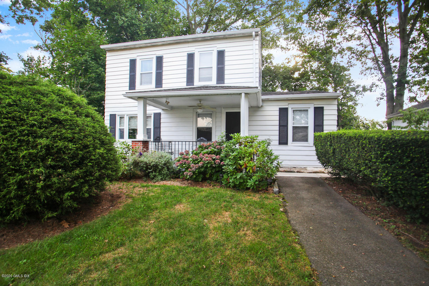 65 Old Field Point Rd-large-002-035-029-