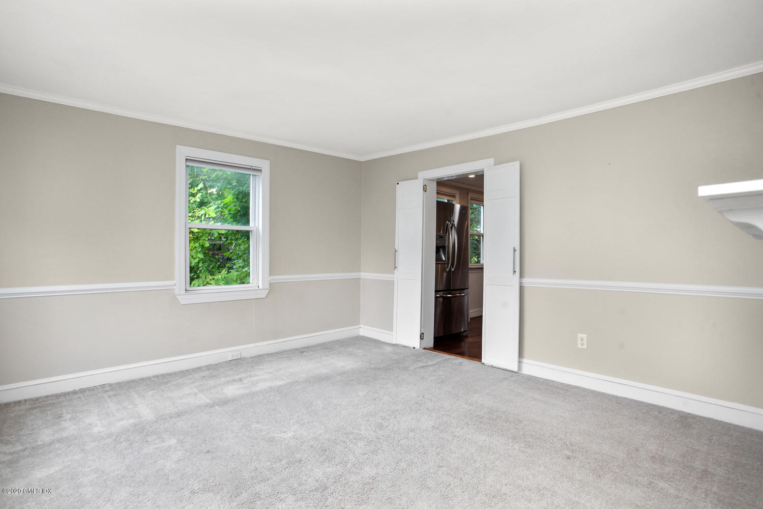 65 Old Field Point Rd-large-011-020-016-