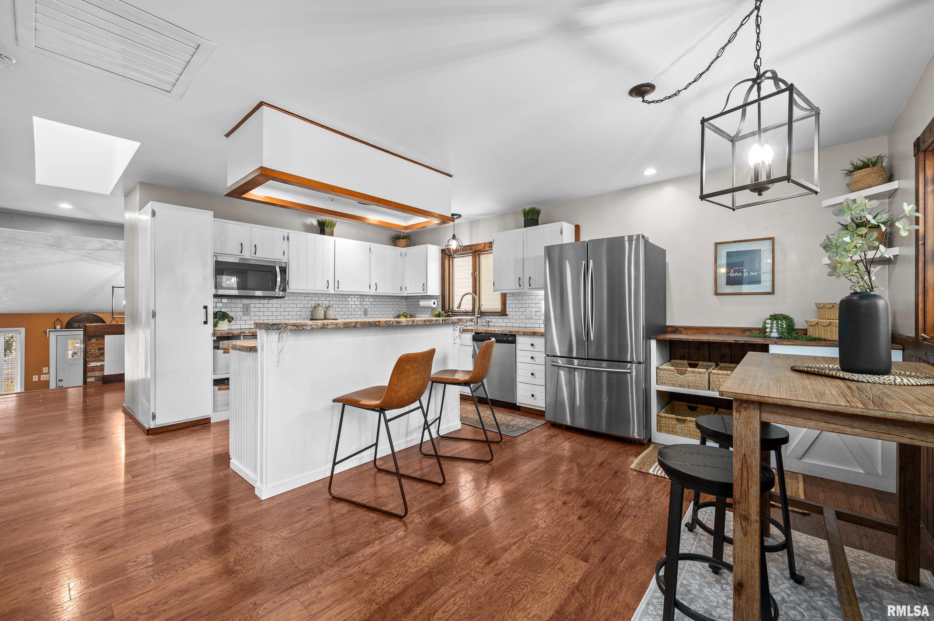 4723 28th Avenue Moline, IL 61265 - Photo 11 of 42