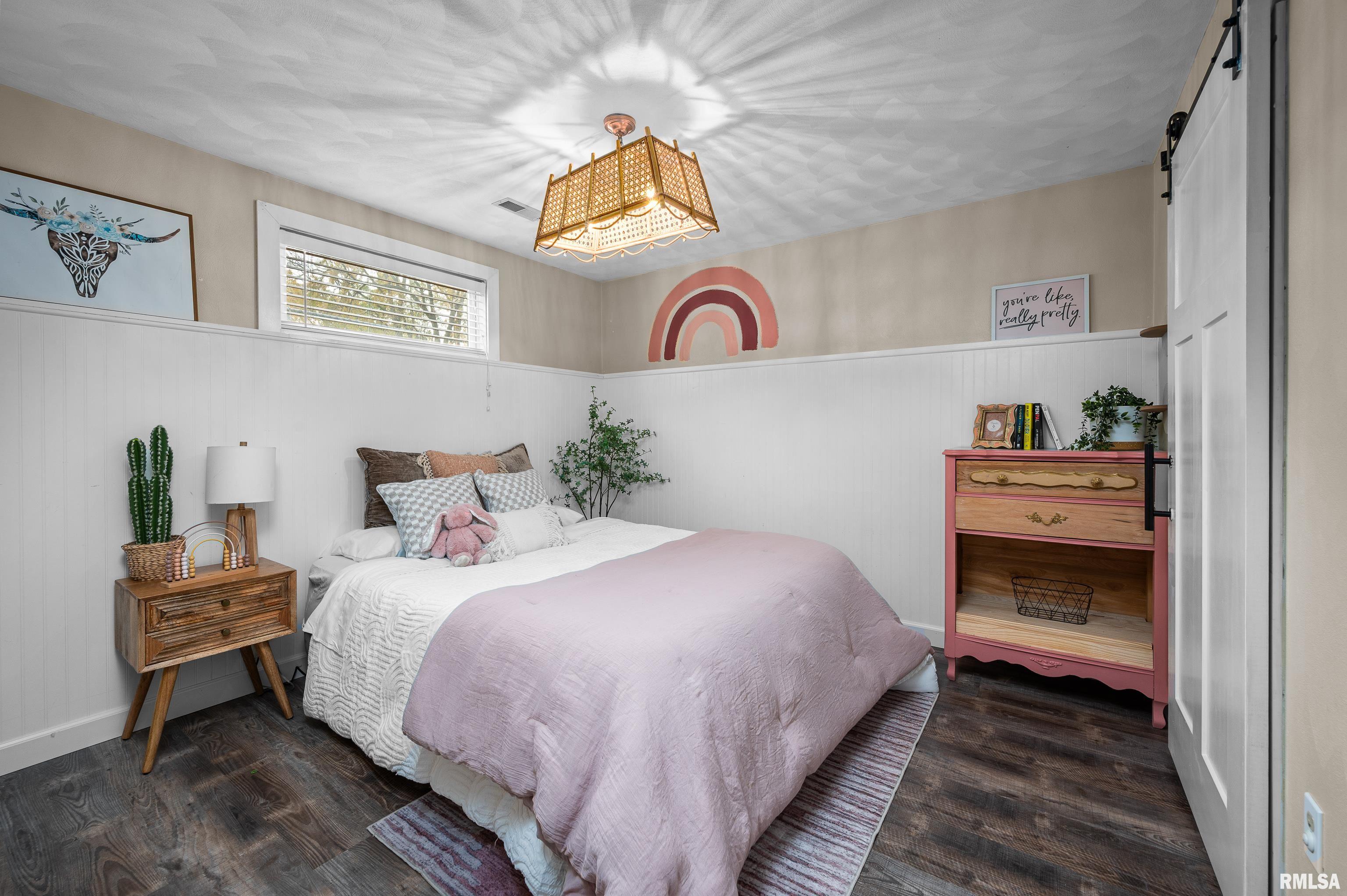 4723 28th Avenue Moline, IL 61265 - Photo 31 of 42