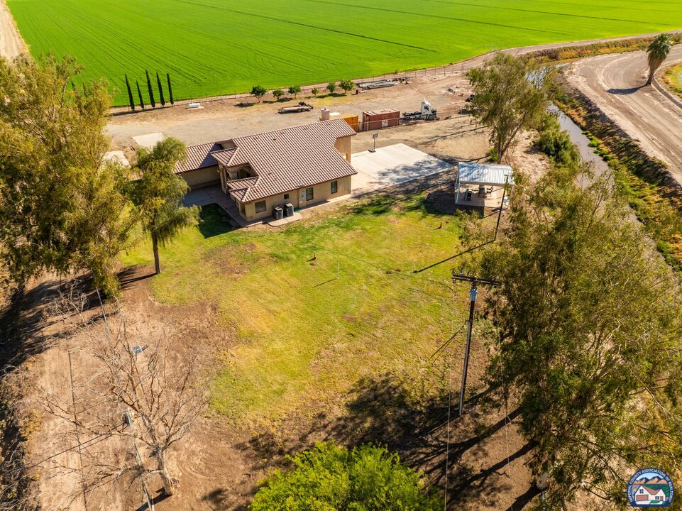 2355 James Road El Centro, CA 92243 - Photo 4 of 41 Gallery Image 4