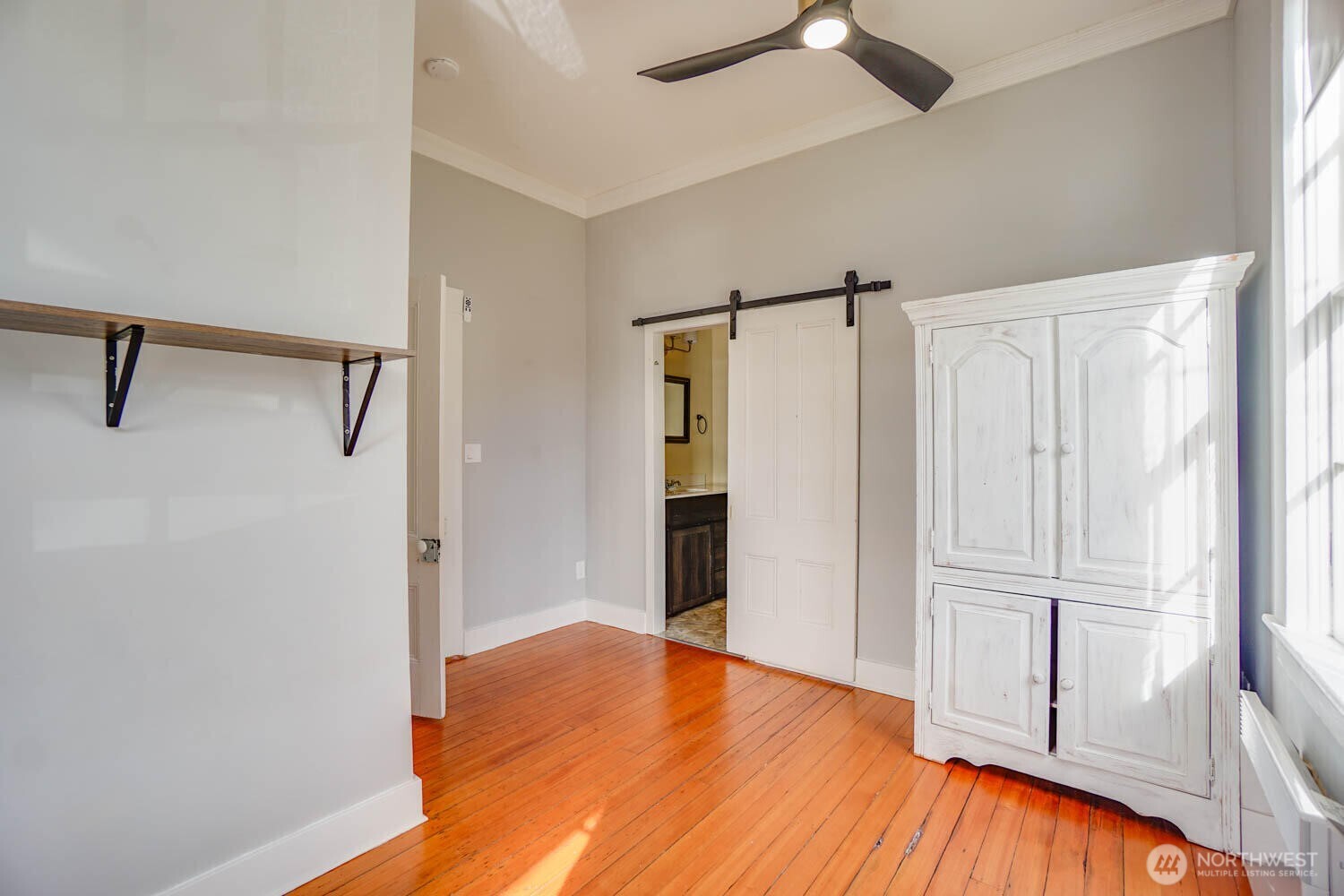 99 Main Street Cathlamet, WA 98612 - Photo 22 of 36