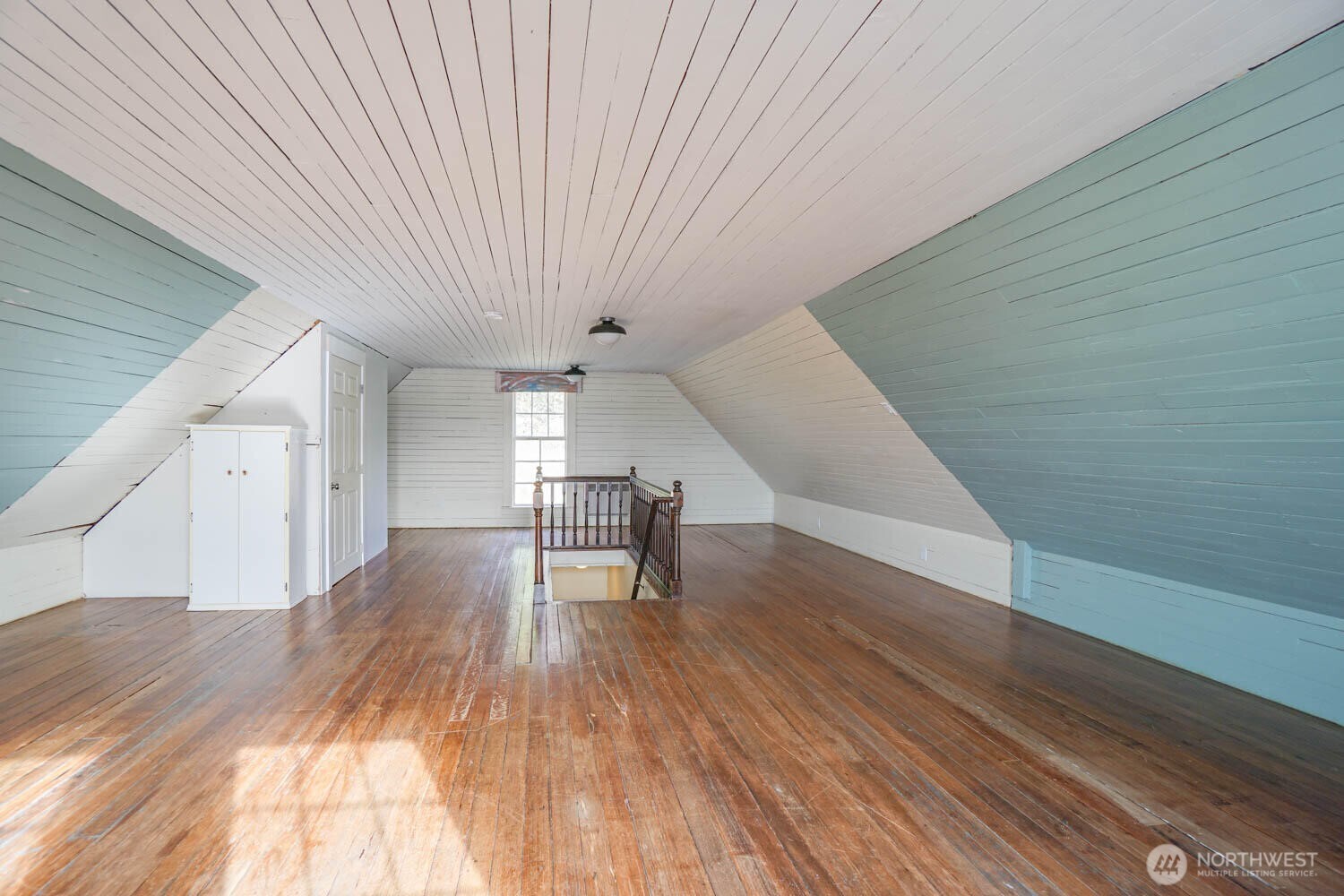 99 Main Street Cathlamet, WA 98612 - Photo 28 of 36