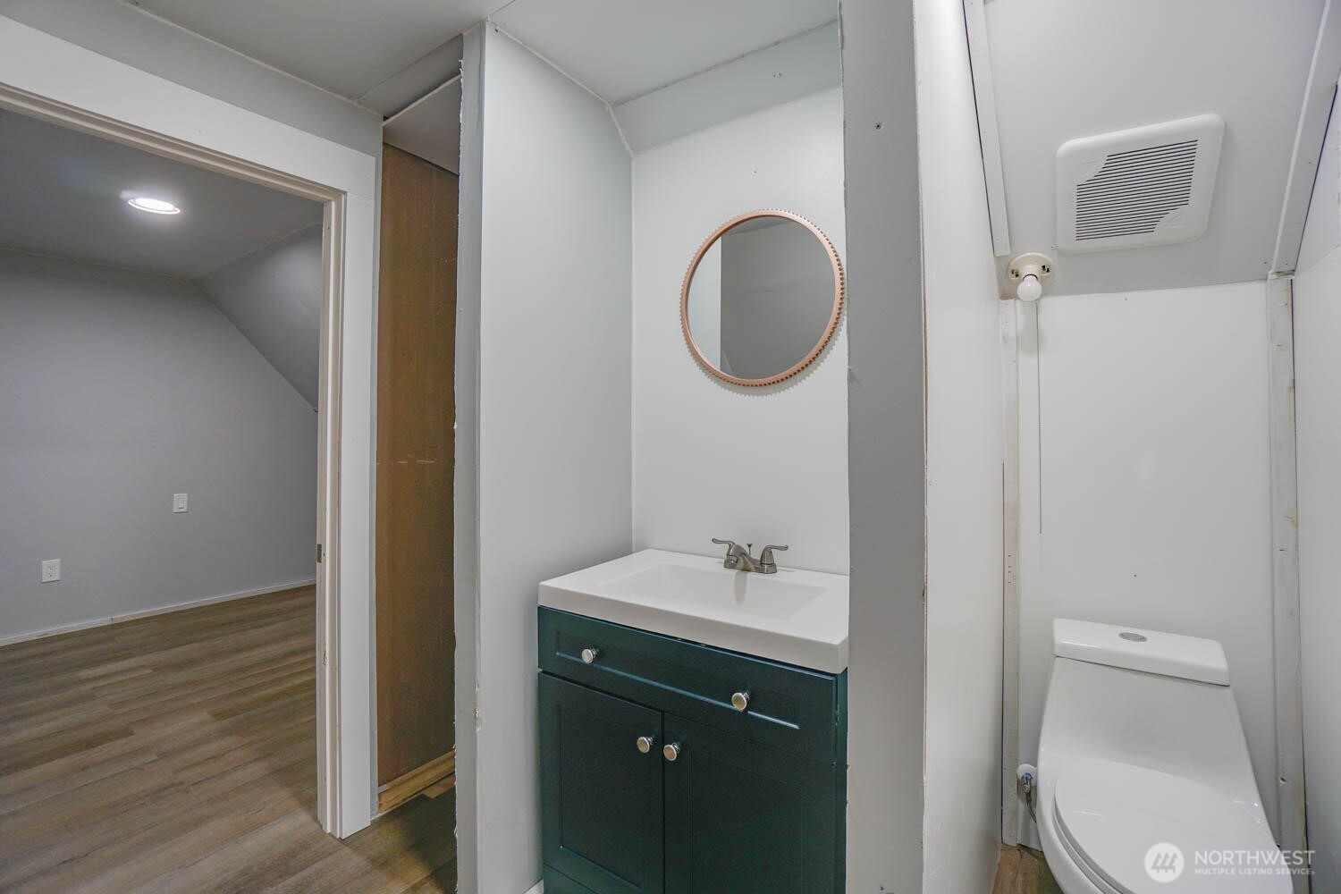 99 Main Street Cathlamet, WA 98612 - Photo 30 of 36