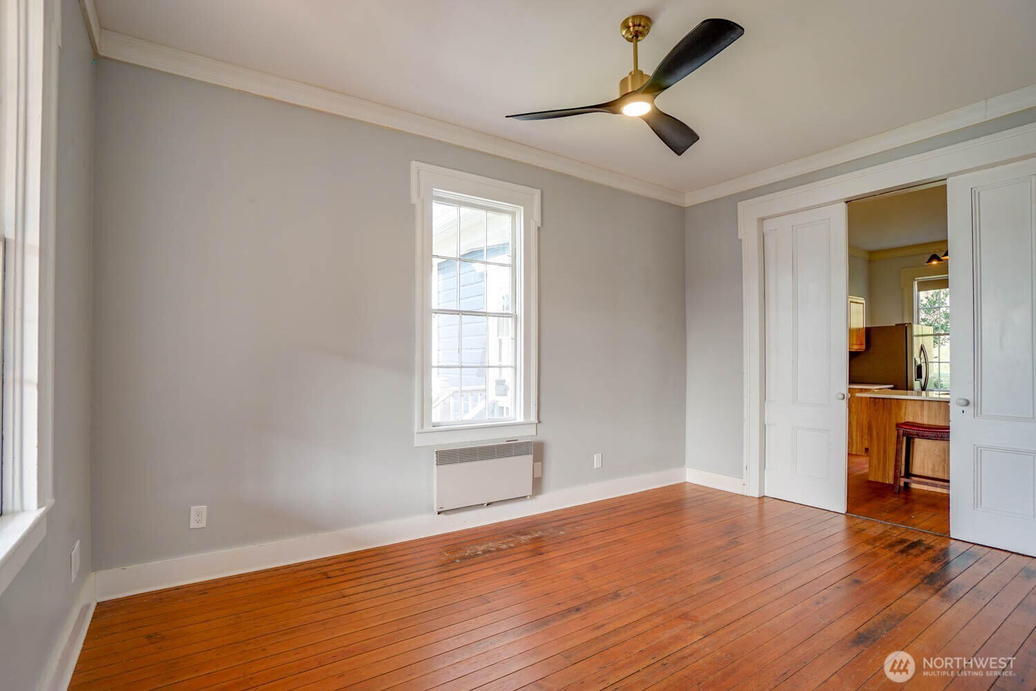 99 Main Street Cathlamet, WA 98612 - Photo 3 of 36