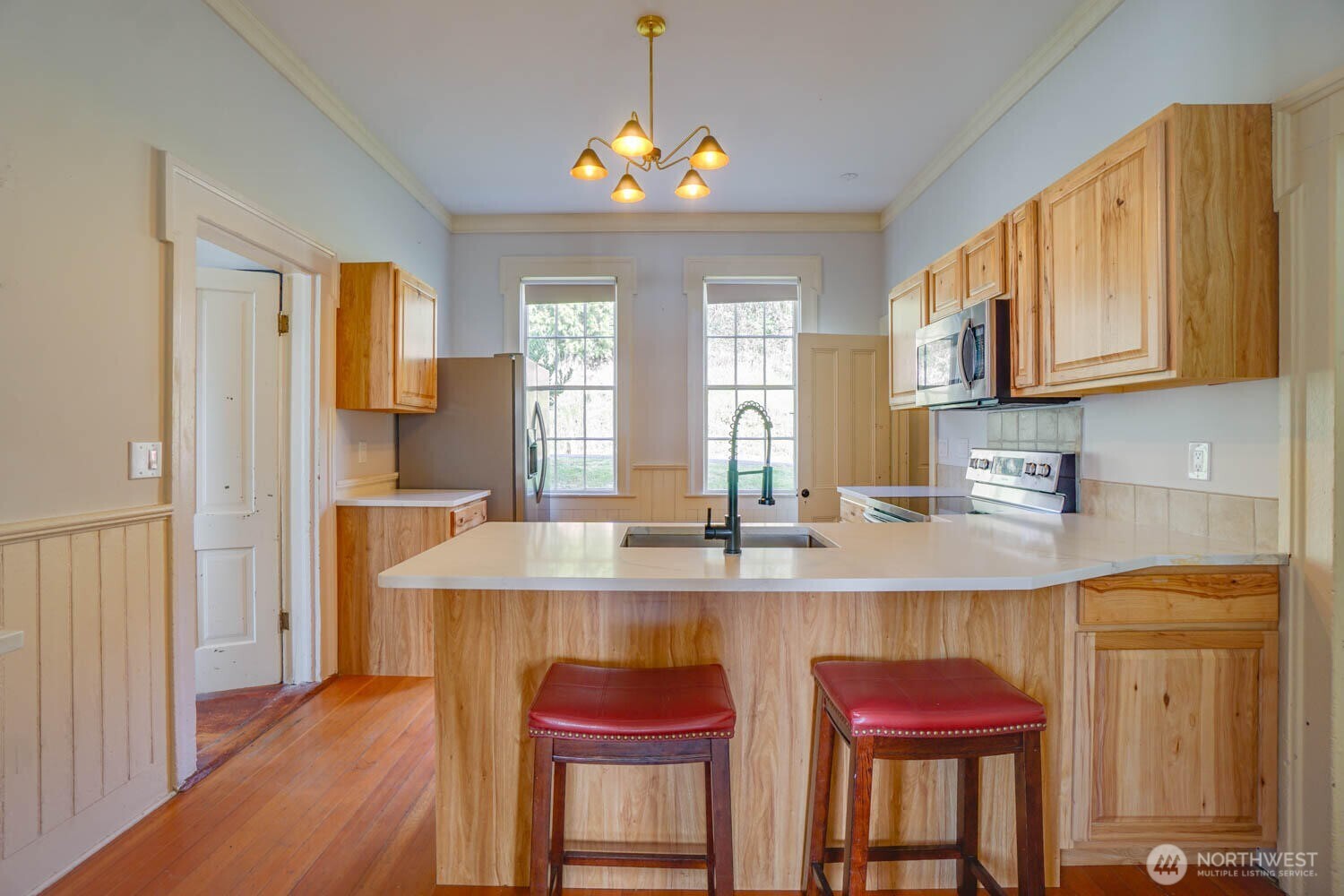 99 Main Street Cathlamet, WA 98612 - Photo 5 of 36