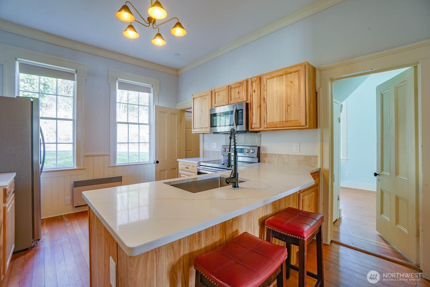 99 Main Street Cathlamet, WA 98612 - Photo 6 of 36