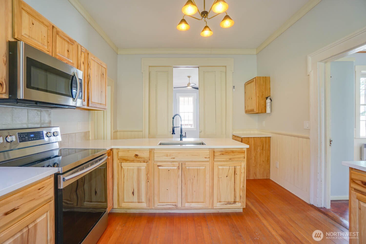 99 Main Street Cathlamet, WA 98612 - Photo 8 of 36