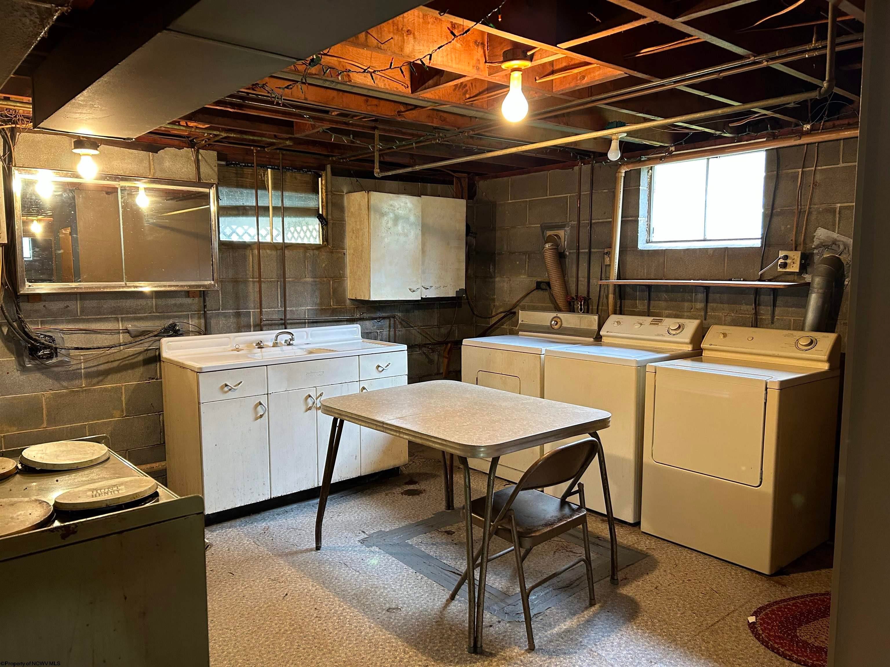 118 Middle Fork Road Burton, WV 26562 - Photo 20 of 30 Gallery Image 20