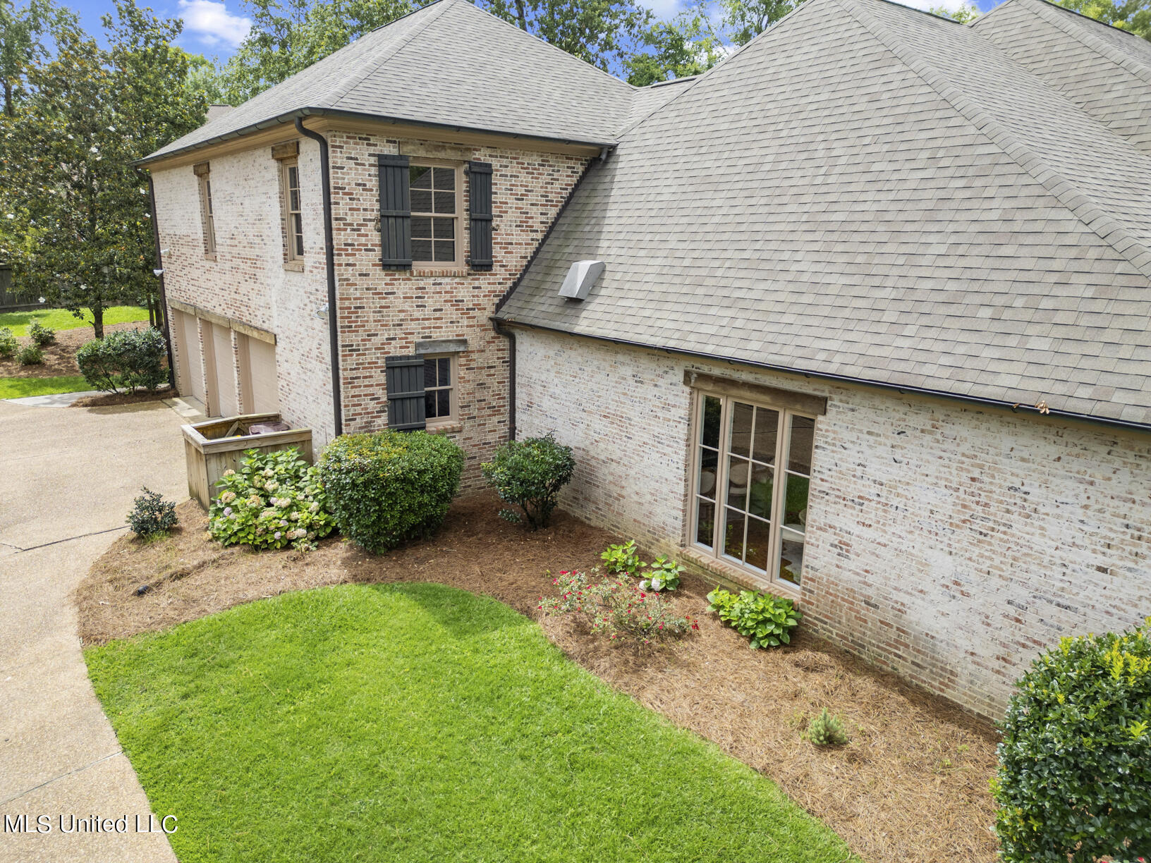 145 Oakhurst Trail Ridgeland, MS 39157 - Photo 3 of 49 145 Oakhurst