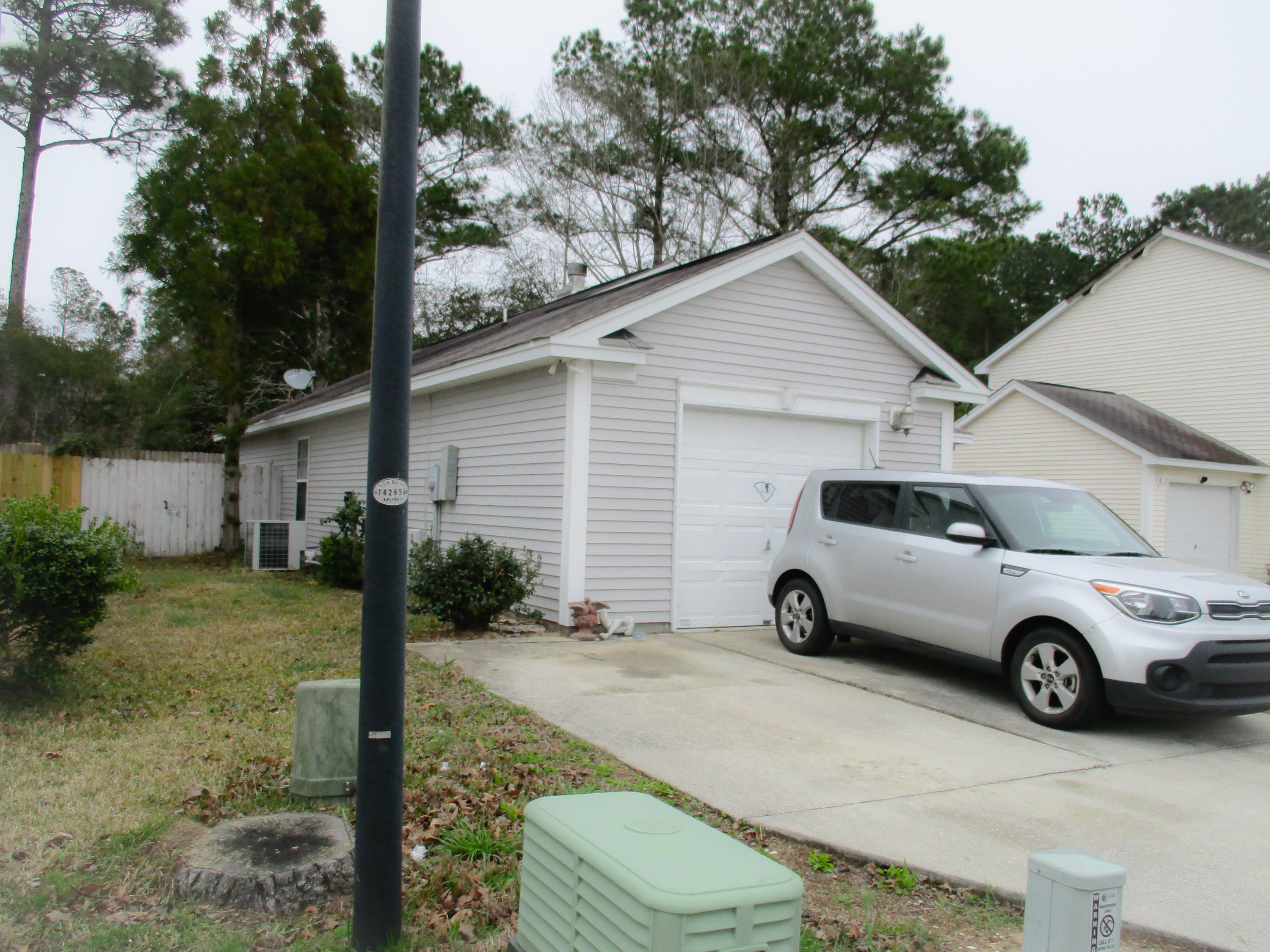 208 2 Pond Loop Ladson, SC 29456 - Photo 3 of 14 PSX_20210306_173607
