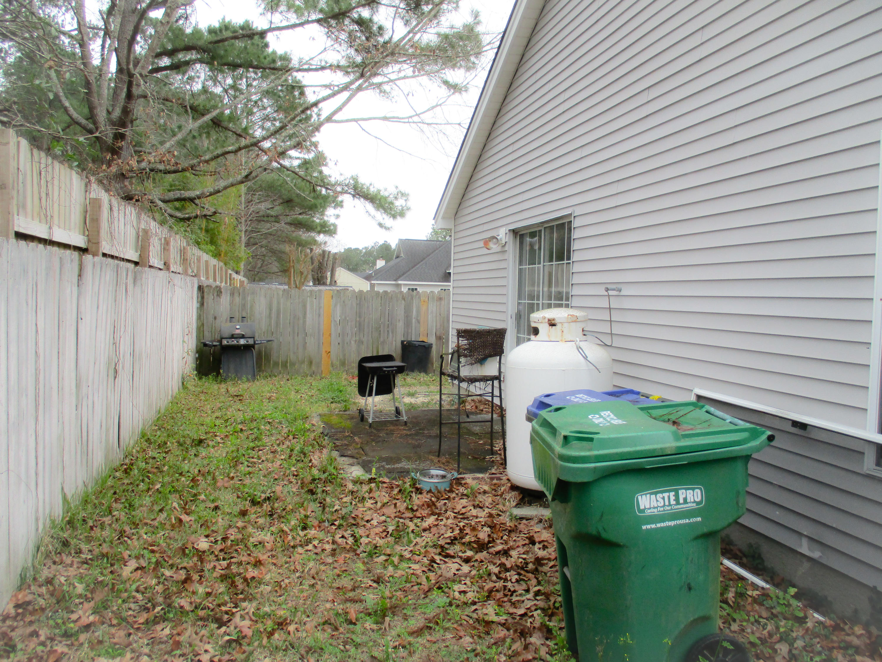 208 2 Pond Loop Ladson, SC 29456 - Photo 6 of 14 PSX_20210306_173809