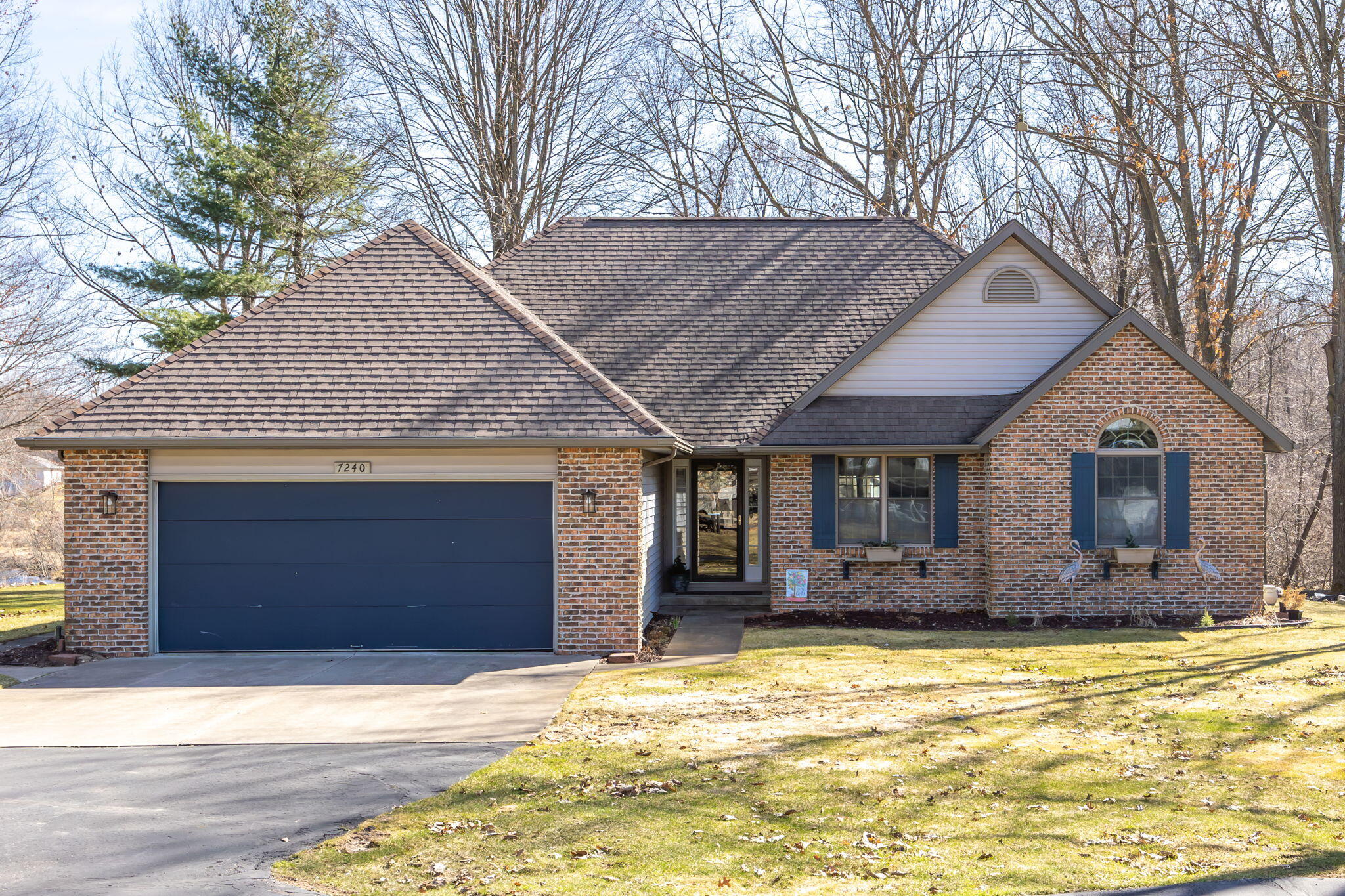 7240 River Ridge Road Canadian Lakes, MI 49346 - Photo 4 of 39 33-web-or-mls-5L7A8980-Enhanced-NR