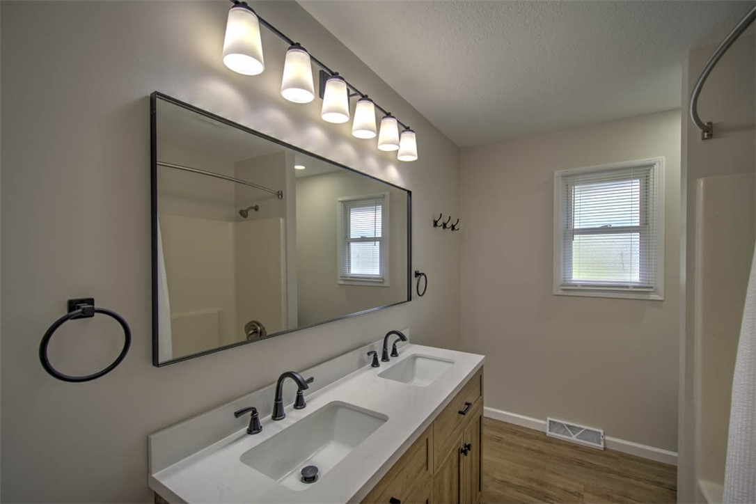3290 East Chat Drive Decatur, IL 62526 - Photo 17 of 26