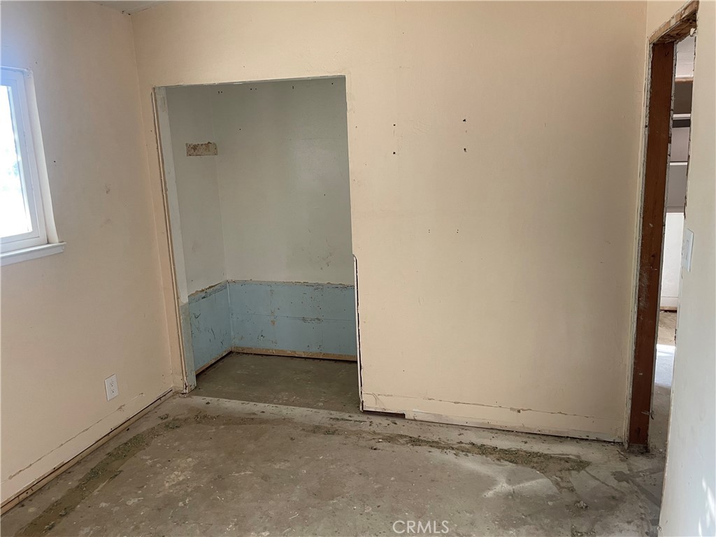 2441 Madrone Street Sutter, CA 95982 - Photo 28 of 45 an empty room with an entrance