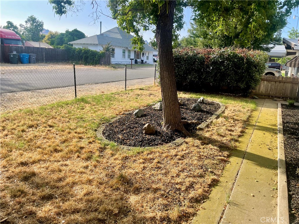 2441 Madrone Street Sutter, CA 95982 - Photo 40 of 45 a view of a backyard of the house