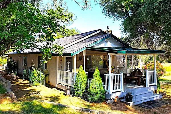 a view of a lake with houses
