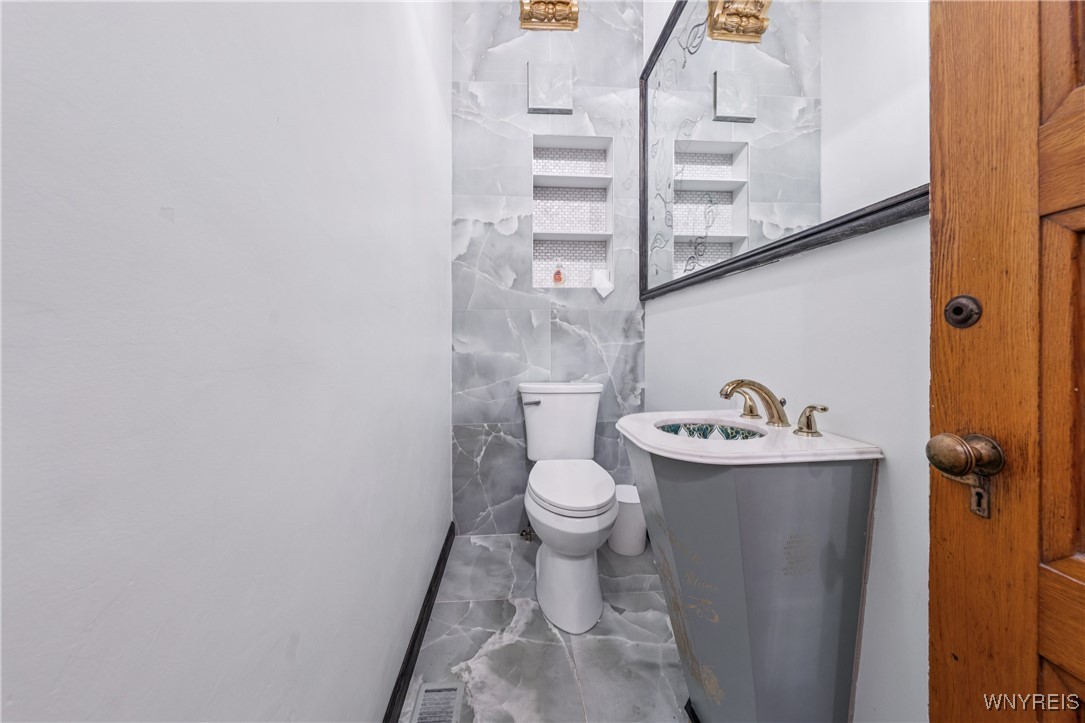 280 Pine Ridge Road Cheektowaga, NY 14225 - Photo 23 of 50