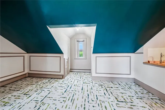 $899,000 | 280 Pine Ridge Road, Cheektowaga, NY 14225