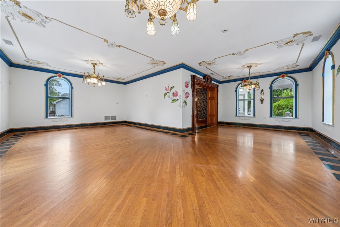 280 Pine Ridge Road Cheektowaga, NY 14225 - Photo 9 of 50